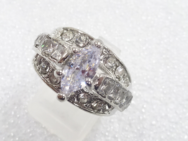 Japanese Kimono / Antique Accessories Metal